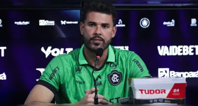 Imagem ilustrativa da notícia: Clube do Remo: Ivan põe a "culpa" na ansiedade pelo empate no Baenão