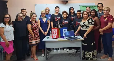 Imagem ilustrativa da notícia: Estudantes de Ananindeua criam lixeira com uso de IA