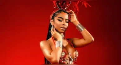 Imagem ilustrativa da notícia: Whindersson Nunes deixa "cantada" em foto de Lorena Maria