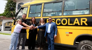 Imagem ilustrativa da notícia: Governo do Pará entrega ônibus escolar ao município de Ponta de Pedras