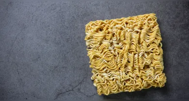 Imagem ilustrativa da notícia: Adolescente de 13 anos morre após consumir "miojo" cru