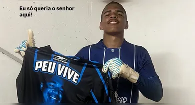 Imagem ilustrativa da notícia: Destaque da Copinha, goleiro teve pai morto por torcedores rivais