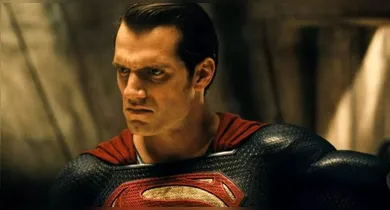 Imagem ilustrativa da notícia: Zack Snyder divulga fotos raras de Henry Cavill como Superman