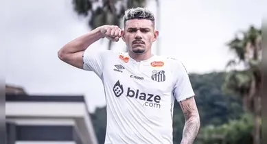 Imagem ilustrativa da notícia: Negociação esfria e Tiquinho Soares não jogará no Remo em 2026