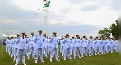 Imagem ilustrativa da notícia: Marinha: inscrições terminam nesta quinta (08) com salários de 9 mil