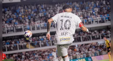Imagem ilustrativa da notícia: Santos goleia Velo Clube na volta de Neymar e se classifica no Paulistão