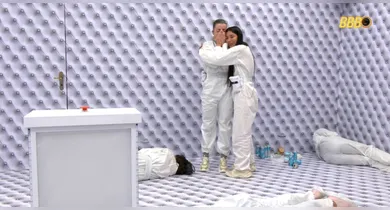 Imagem ilustrativa da notícia: Após 60 horas, Elisa desiste do Quarto Branco do BBB 26