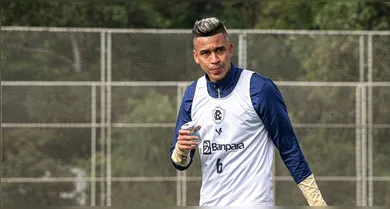 Imagem ilustrativa da notícia: Remo rescinde contrato com o volante Víctor Cantillo