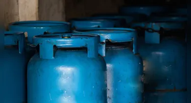 Imagem ilustrativa da notícia: Vale-gás gratuito é liberado para milhões; veja quem recebe