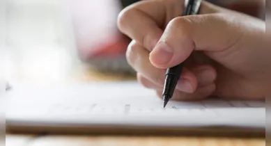 Imagem ilustrativa da notícia: Concursos na educação: 24,9 mil novas vagas e salários de até R$ 13 mil