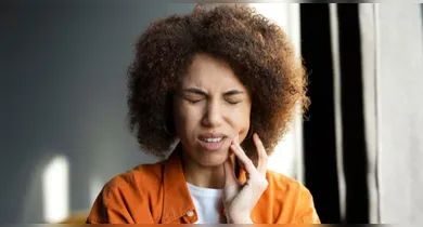 Imagem ilustrativa da notícia: Sinais na boca podem indicar câncer colorretal; saiba quais