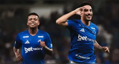 Imagem ilustrativa da notícia: Cruzeiro goleia Vitória e deixa o Remo com a lanterna da série A