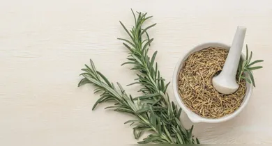 Imagem ilustrativa da notícia: Alecrim e mostarda: Anvisa determina apreensão de produtos