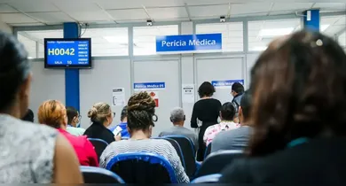 Imagem ilustrativa da notícia: INSS faz mutirão de perícias médicas para reduzir espera