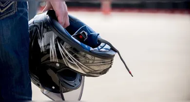 Imagem ilustrativa da notícia: Nova regra para capacetes entra em vigor em 1º de julho; entenda