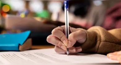 Imagem ilustrativa da notícia: Prefeitura abre vagas na área da educação com salário de até R$ 4,8 mil