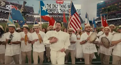 Imagem ilustrativa da notícia: Bad Bunny faz história no Super Bowl 2026 com celebração da cultura latina