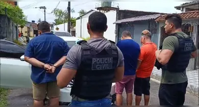 Imagem ilustrativa da notícia: Trio é preso por golpe que causou prejuízo de R$ 71 mil à idosa