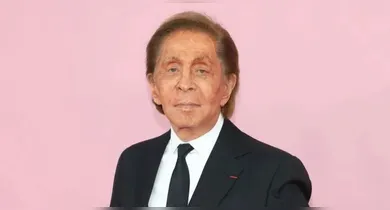 Imagem ilustrativa da notícia: Morre o estilista Valentino Garavani, criador da grife "Valentino", aos 93 anos