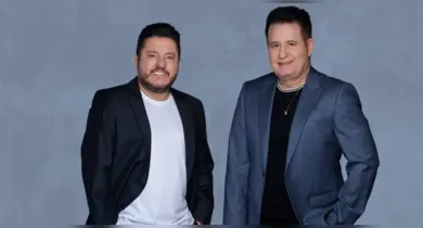 Imagem ilustrativa da notícia: Marrone passa por nova cirurgia e se afasta dos palcos 