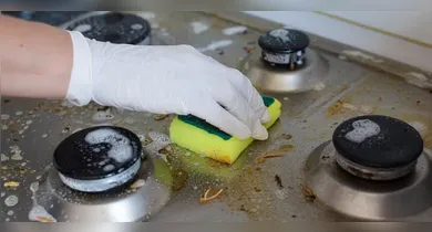 Imagem ilustrativa da notícia: O segredo para limpar gordura do fogão em poucos minutos