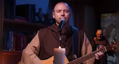 Imagem ilustrativa da notícia: Frei Gilson abre Quaresma 2026 com mais de 1,5 milhão de fiéis