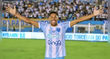 Imagem ilustrativa da notícia: Maurício Garcez retorna ao Avaí após destaque no Paysandu