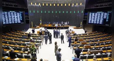 Imagem ilustrativa da notícia: Câmara dos Deputados: último dia de inscrições e salários de até R$ 21 mil