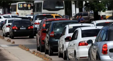 Imagem ilustrativa da notícia: Descontos no IPVA para placas com finais 03 a 33 terminam na terça (24)