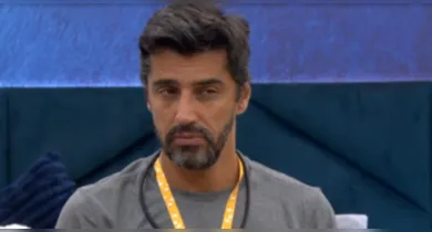 Imagem ilustrativa da notícia: Esposa se manifesta sobre mensagens de Cowboy a adolescente