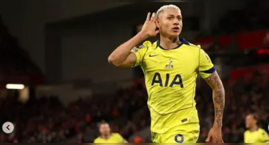 Imagem ilustrativa da notícia: Richarlison marca no fim e Tottenham empata com o Liverpool