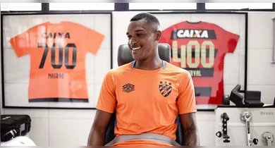 Imagem ilustrativa da notícia: Matheus Alexandre chega a Belém para assinar com o Remo