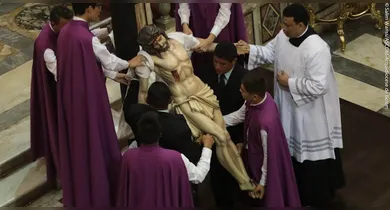 Imagem ilustrativa da notícia: Arquidiocese celebra Ação Litúrgica e Sermão do Descendimento da Cruz