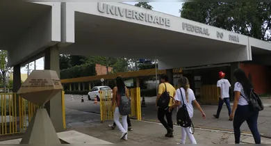Imagem ilustrativa da notícia: UFPA abre editais com salários de até R$ 8 mil; confira!