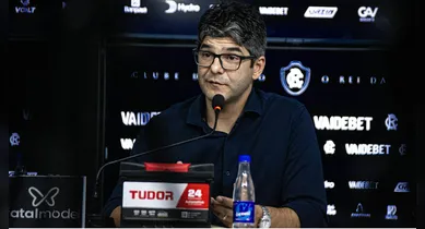 Imagem ilustrativa da notícia: Executivo esclarece ausências e situação de Carlinhos no Remo