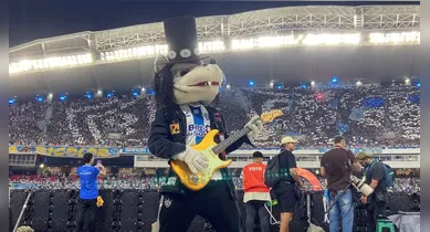 Imagem ilustrativa da notícia: Paysandu: Torcida homenageia Guns N’ Roses e quebra recorde