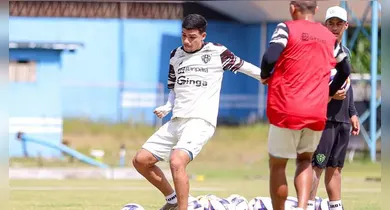 Imagem ilustrativa da notícia: Paysandu renova contrato com o volante paraense Henrico até 2027