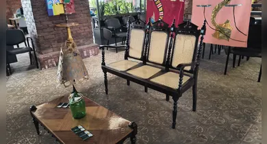 Imagem ilustrativa da notícia: Do descarte à arte: móveis ganham nova vida em exposição em Belém