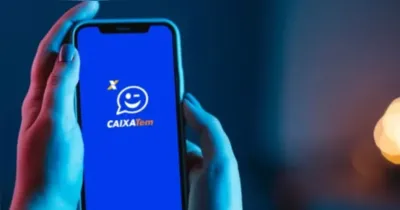 Aposentados e pensionistas do INSS já podem movimentar o 13º antecipado pelo Caixa Tem; medida deve injetar bilhões na economia brasileira.