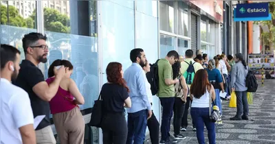 A manifestação individual de interesse na vaga deve ser feita pelo candidato convocado exclusivamente na Página de Acompanhamento no site da Fundação Getulio Vargas (FGV), responsável pela execução do concurso.