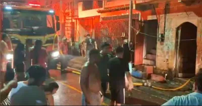 Moradores e os Corpo de Bombeiros ajudaram