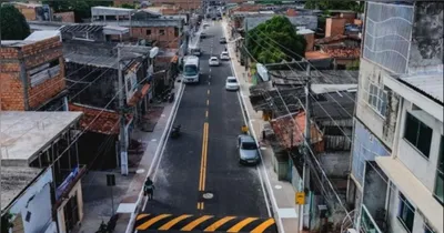 Intervenções beneficiam mais de 2.500 moradores com drenagem profunda, pavimentação asfáltica e serviços de terraplenagem