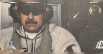 Foto de Nicolás Maduro divulgada pelos EUA após captura.