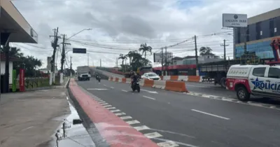 Trânsito na avenida Júlio César foi liberado em menos de 24h após interdição para remoção da passarela sobre o canal São Joaquim.