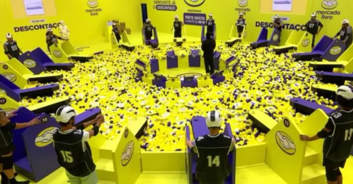 Participantes do BBB 26 encaram a primeira Prova do Líder, que virou uma longa disputa de resistência e atravessou a madrugada.