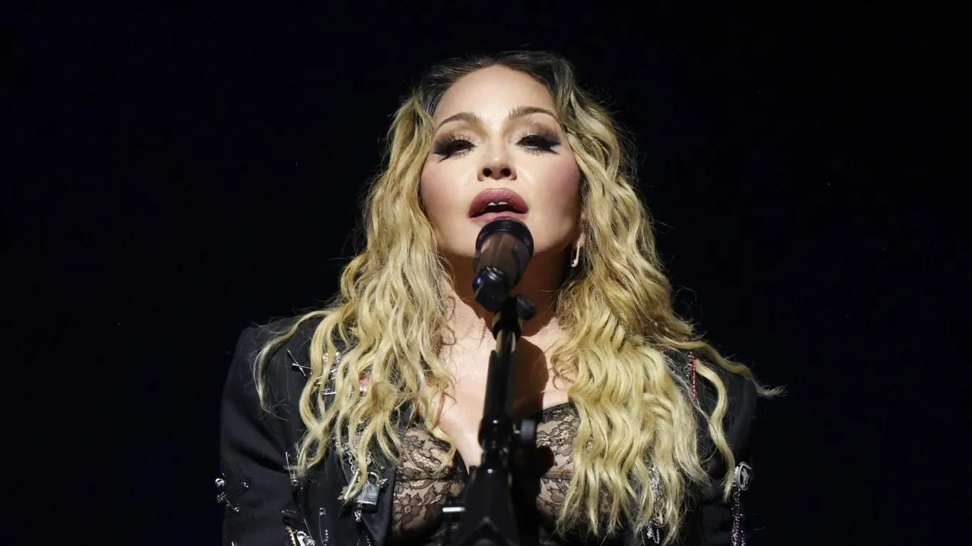 Imagem ilustrativa da notícia: Madonna lança "Confessions II" aos 67 anos
