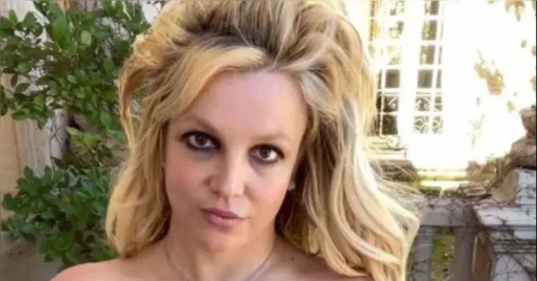 Imagem ilustrativa da notícia: Britney cita a morte da mãe após prisão por dirigir alcoolizada