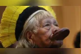 Raoni enfrenta uma série de complicações de saúde desde maio e segue internado sob cuidados especializados.