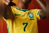 Imagem ilustrativa da notícia Pode usar camisa da seleção no trabalho? Veja regras de etiqueta corporativa