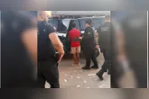 Além da prisão em flagrante, o aparelho celular do suspeito foi apreendido e passará por perícia detalhada para identificar a possível extensão do crime e eventuais envolvidos.